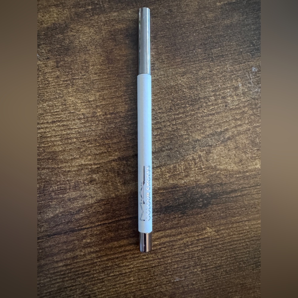 NEW |  MAC Colour Excess Gel Pencil | Incorruptible